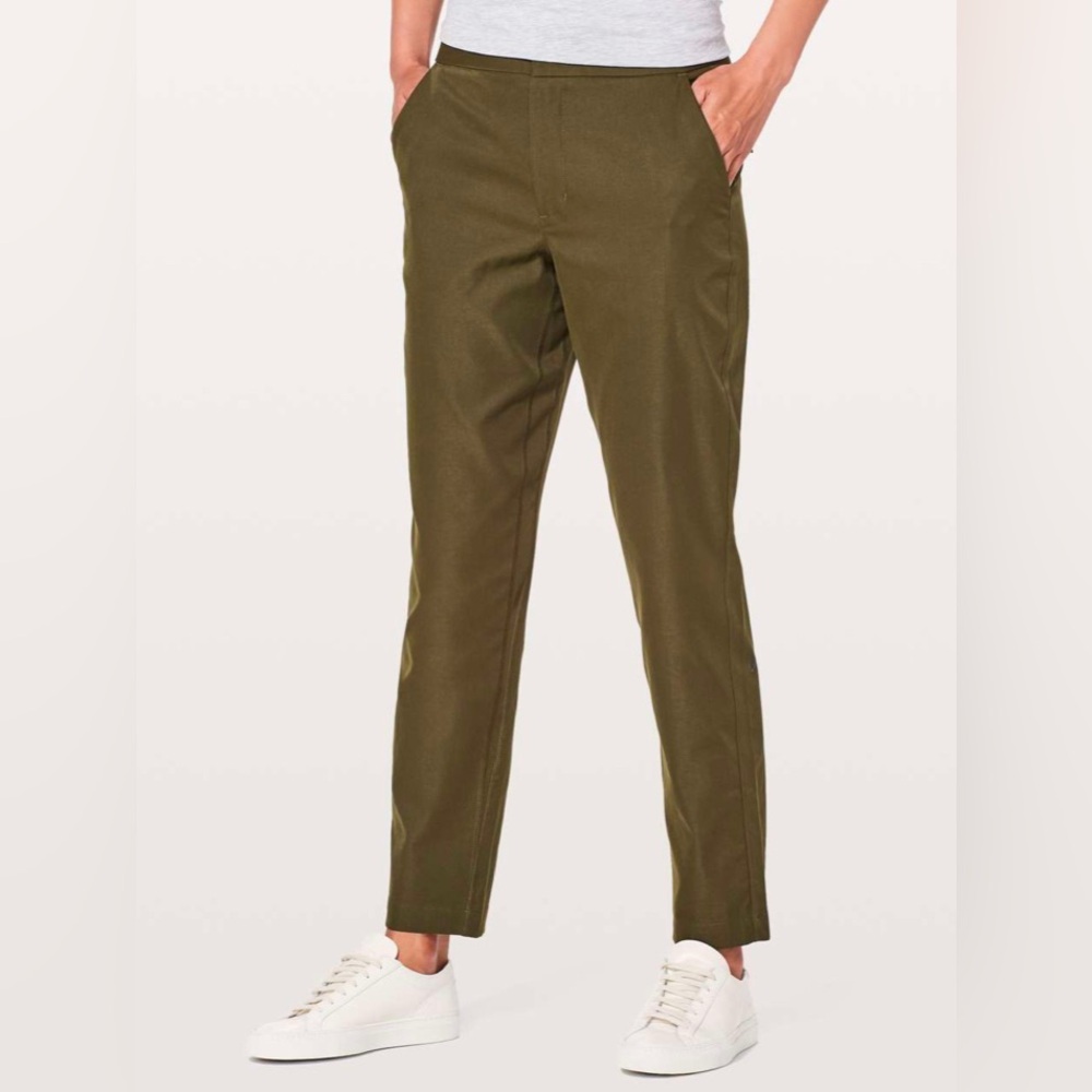 NWOT Lululemon City Trek Trouser *28"
Military Green